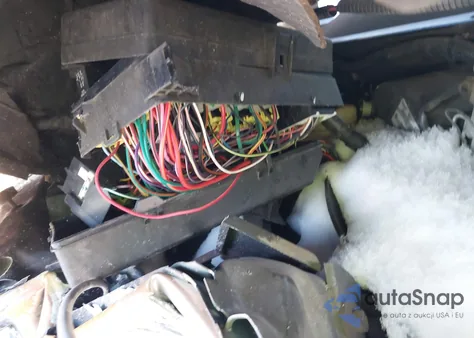 1999 Dodge Ram 1500 St z USA, uszkodzony, nr VIN 1B7HC13Z2XJ568958